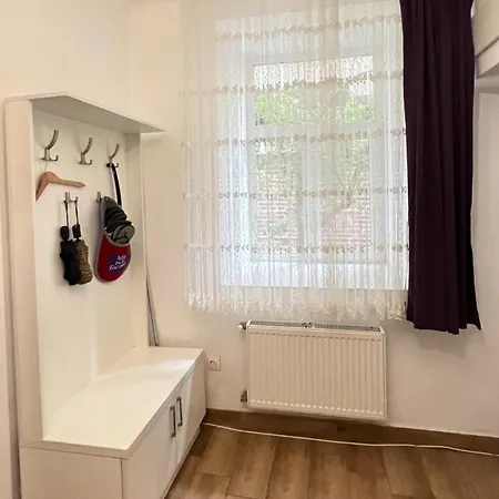 Апартаменти Brand New In Center